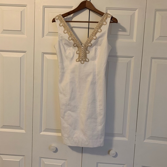 Lilly Pulitzer Dresses & Skirts - Lily pulitzer white bentley shift dress size 4